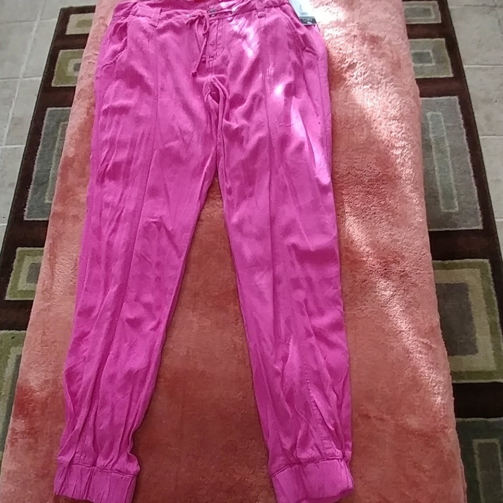 Pants, new. Very cute and stylish. Size 9. Pink
